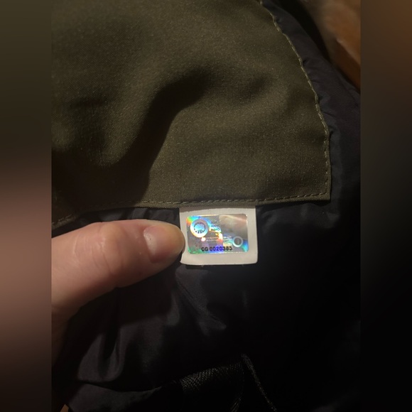 Canada Goose Montebello Parka - Picture 10 of 14